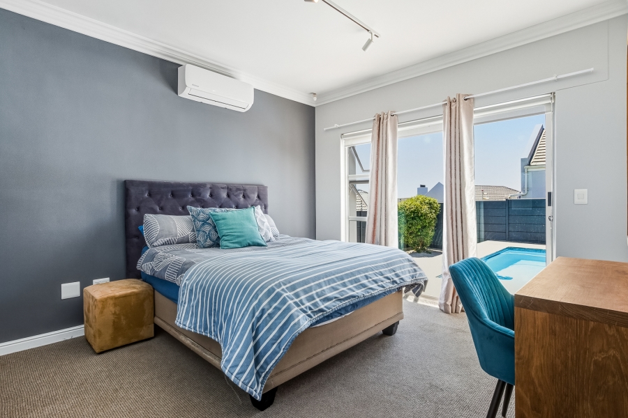 3 Bedroom Property for Sale in Pinehurst Western Cape